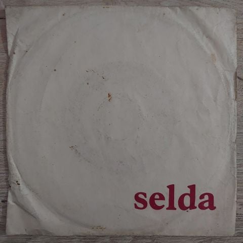 Selda Bağcan – Katip Arzuhalim Yaz Yare Böyle / Mapushanede Mermerden Direk 45LİK PLAK