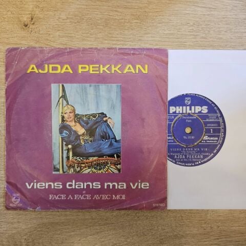 Ajda Pekkan – Viens Dans Ma Vie / Face A Face Avec Moi 45LİK PLAK