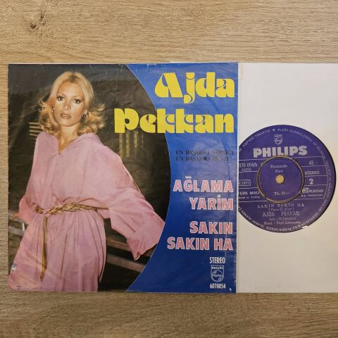 Ajda Pekkan – Ağlama Yarim / Sakın Sakın Ha 45LİK PLAK