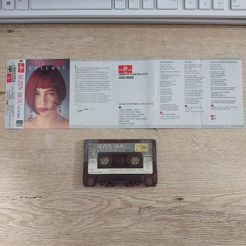 SEZEN AKSU - GÜLÜMSE KASET