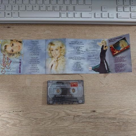 MUAZZEZ ERSOY - NOSTALJİ 2 KASET