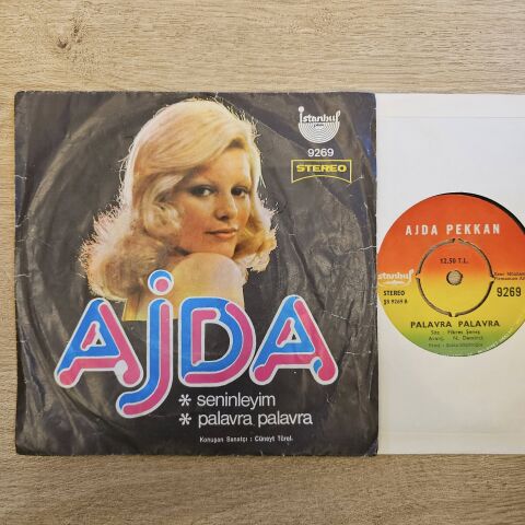AjdaPekkan – Seninleyim / Palavra Palavra 45LİK PLAK