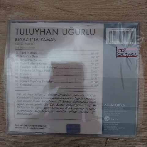 TULUYHAN UĞURLU - BEYAZITTA ZAMAN CD