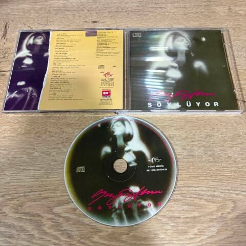 SEZEN AKSU - SÖYLÜYOR CD
