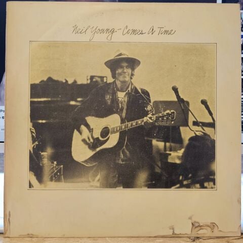 Neil Young – Comes A Time LP PLAK