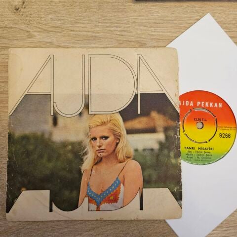 Ajda Pekkan – Tanrı Misafiri / İçme Sakın 45LİK PLAK