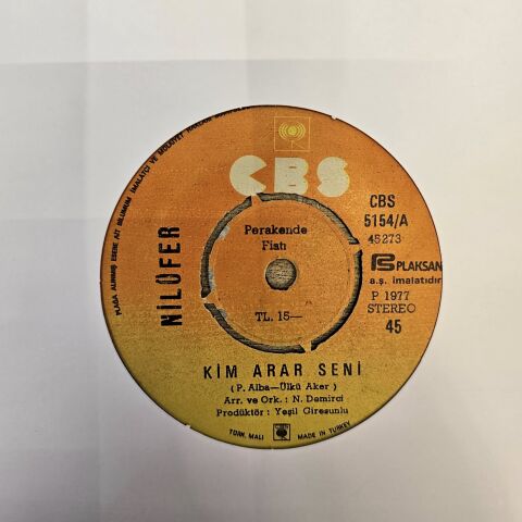 Nilüfer – Kim Arar Seni / Başka Sözüm Yok 45LİK PLAK