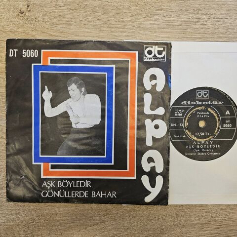 ALPAY - AŞK BÖYLEDİR 45LİK PLAK