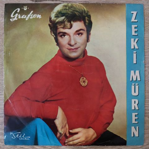 Zeki Müren – Şarap Mahzende Yıllanır / Solsanda Sararsanda 45LİK PLAK