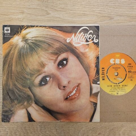 Nilüfer – Kim Arar Seni / Başka Sözüm Yok 45LİK PLAK
