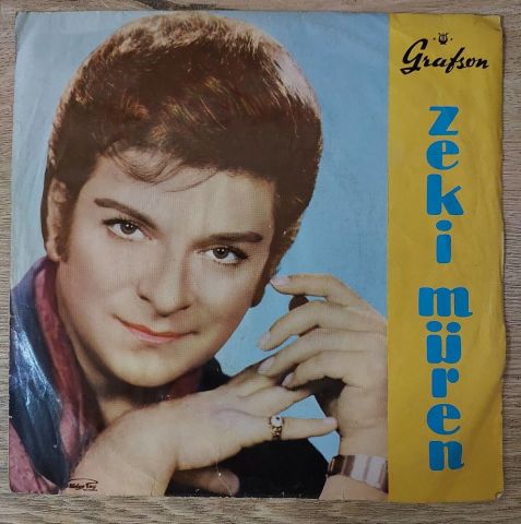 Zeki Müren – O Ağacın Altını / Şeytana Uyduk Bir Kerre 45LİK PLAK