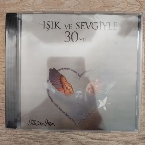 İLHAN İREM - IŞIK VE SEVGİYLE CD