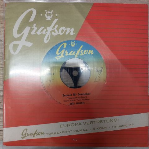 Zeki Müren – Yollar Uzak Gelemedim / Seninle Bir Sonbahar 45LİK PLAK