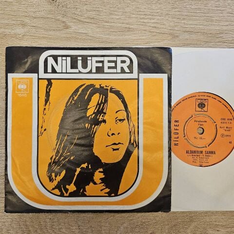 Nilüfer – Göreceksin Kendini / Aldanırım Sanma 45LİK PLAK