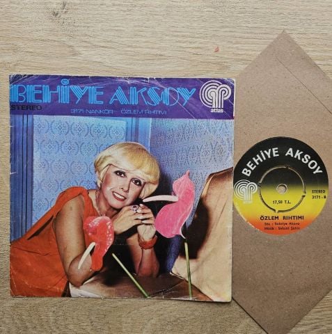 Behiye Aksoy – Nankör / Özlem Rıhtımı 45LİK PLAK