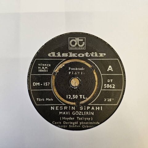 Nesrin Sipahi – Mavi Gözlerin / Ne Olur 45LİK PLAK