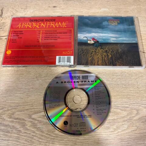 DEPECHE MODE - A BROKEN FRAME CD