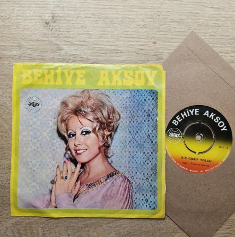BEHİYE AKSOY - BİR GARİP YOLCU 45LİK PLAK