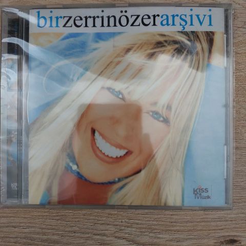 ZERRİN ÖZER - BİR ZERRİN ÖZER ARŞİVİ CD