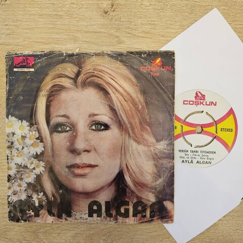 Ayla Algan – Bak Şu Adama Aşık Oldu / Versin Tanrı İstemeden 45LİK PLAK
