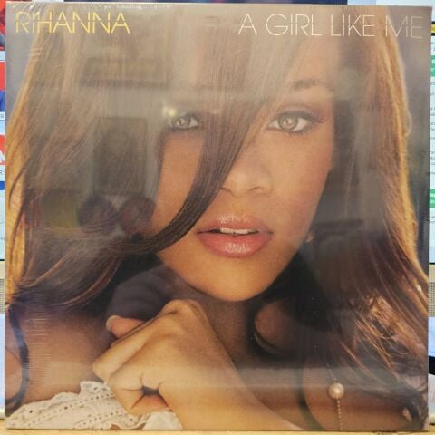 Rihanna – A Girl Like Me LP PLAK