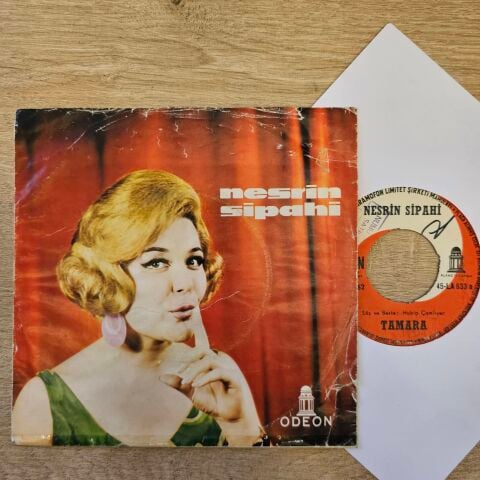 Nesrin Sipahi – Tamara / Mahbube 45LİK PLAK