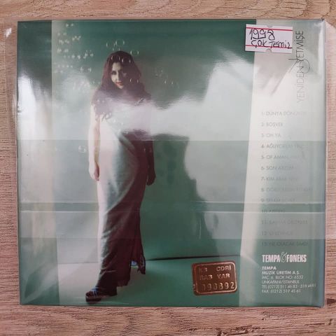 NİLÜFER - YENİDEN YETMİŞE CD