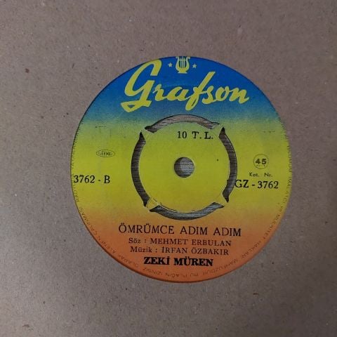 Zeki Müren – Kıskanırım / Ömrümce Adım Adım 45LİK PLAK