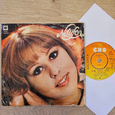Nilüfer – Kim Arar Seni / Başka Sözüm Yok 45LİK PLAK