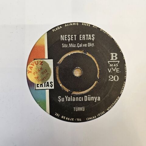 Neşet Ertaş – Yarden Tatlısı Bulunmaz 45LİK PLAK