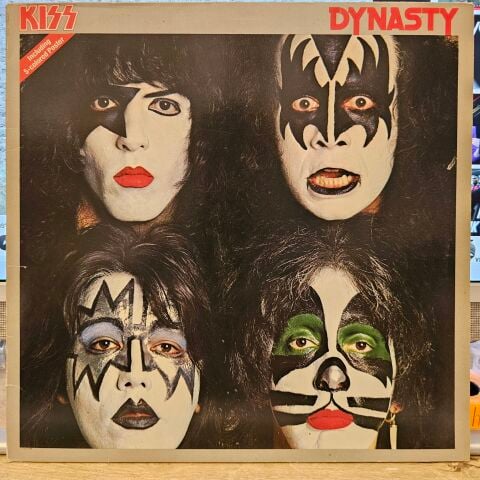 Kiss – Dynasty LP PLAK